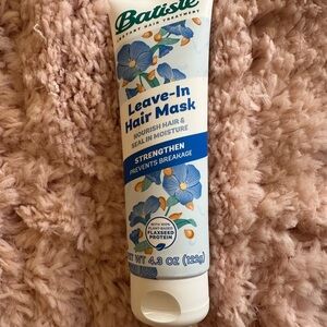 Blue and White Hair Treatment Mask